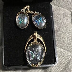 Elegant Gold Butterfly Jewelry Set